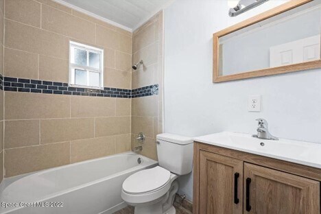 bathroom - 282 Grant Ave