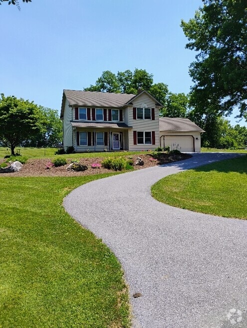 Building Photo - 140 Flintville Rd