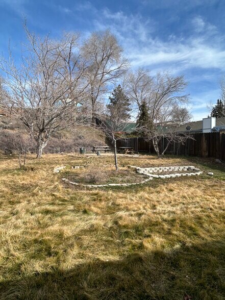 Building Photo - 2120 Keystone Ave