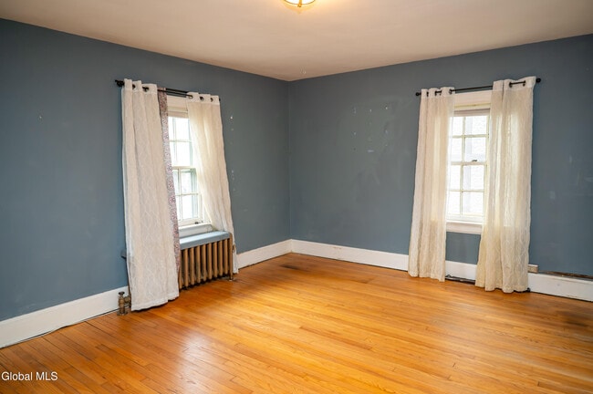 Building Photo - 1347 Union St