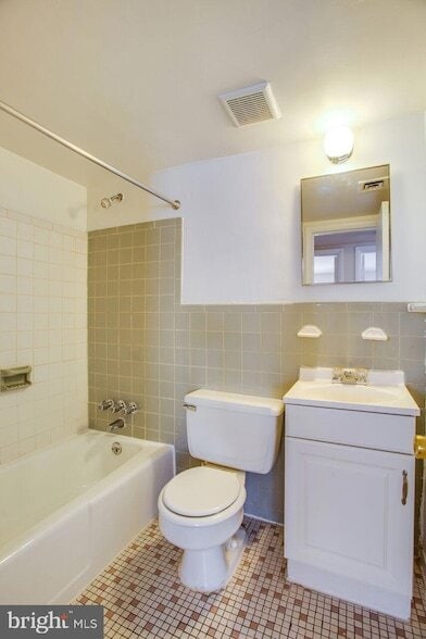 Building Photo - 5124 Astor Pl SE