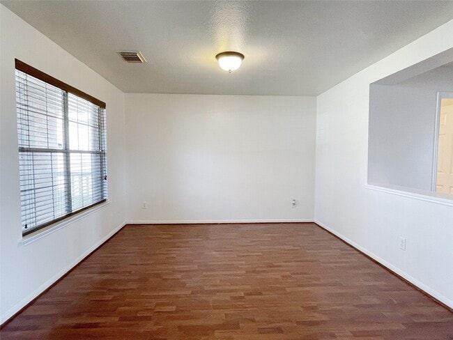 Building Photo - 15723 Crooked Arrow Dr