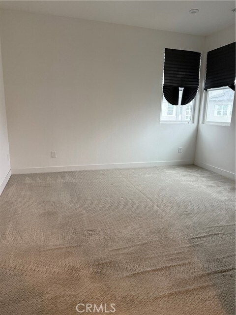 Building Photo - 1402 W Bushell St