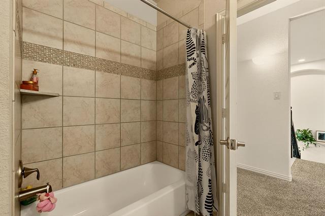 Building Photo - 1107 Devonshire Drive South