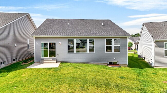 Building Photo - 138 Rhythm Point Dr