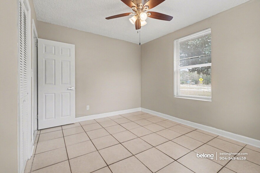 Building Photo - 3445 Soutel Dr