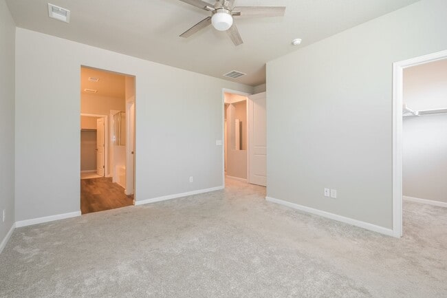 Building Photo - 14933 E Belleview Dr
