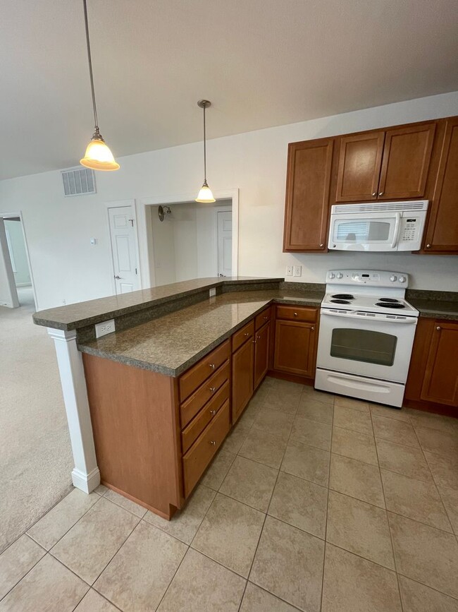 Building Photo - Charming 3 Bedroom, 2 Bath Home in the Heart of Manteo!