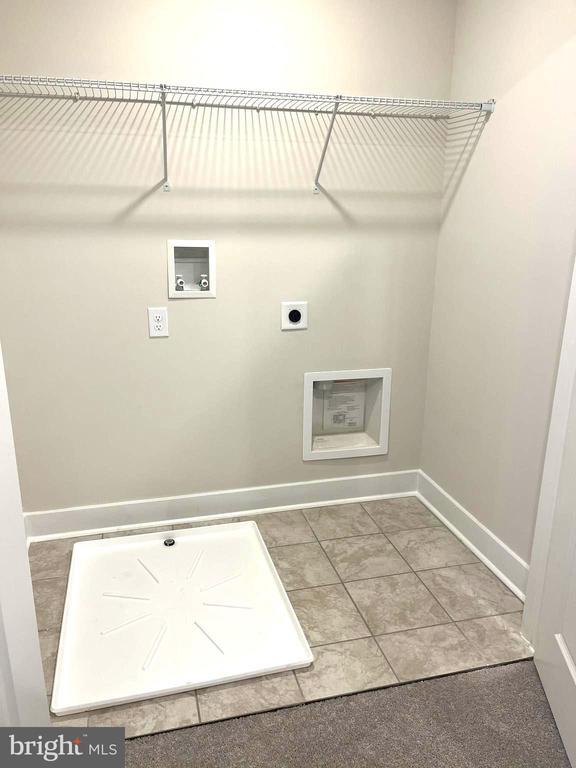 Building Photo - 7618 Johnnycake Rd