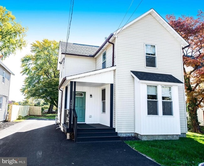 Primary Photo - 133 Alice Ann St