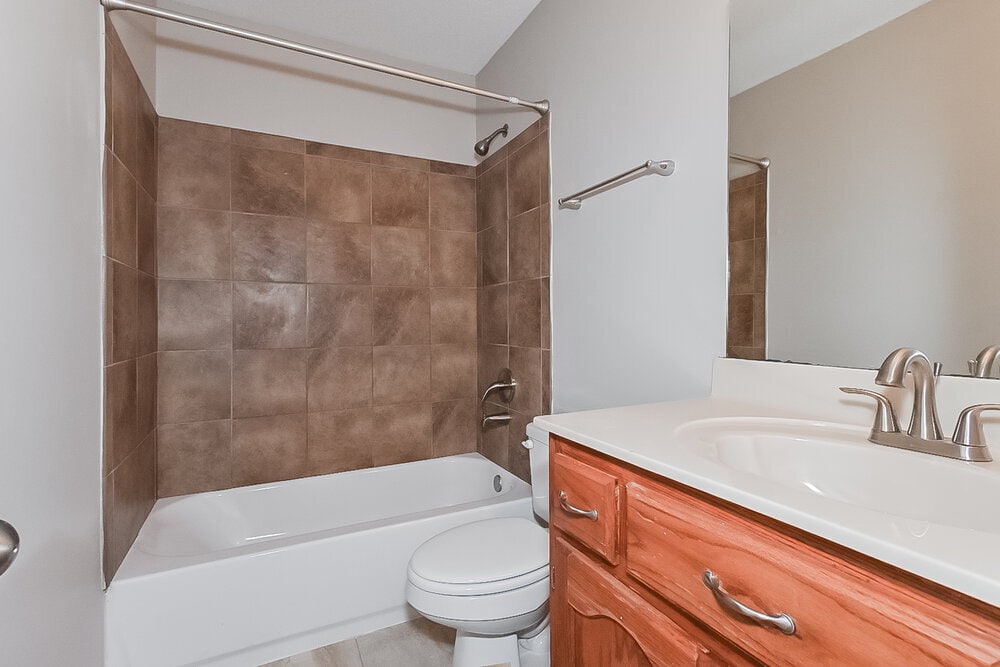 Building Photo - 10630 Pecan View Dr