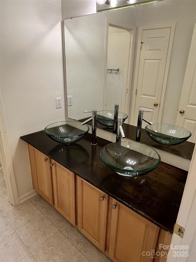 Building Photo - 6304 Falls Lake Dr