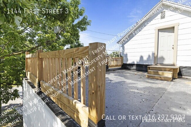 Building Photo - 1144 First Street 3-