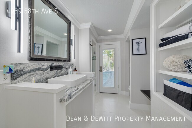 Building Photo - 4959 58th Ave S