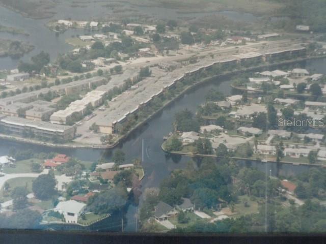 Building Photo - 9105 Tudor Dr