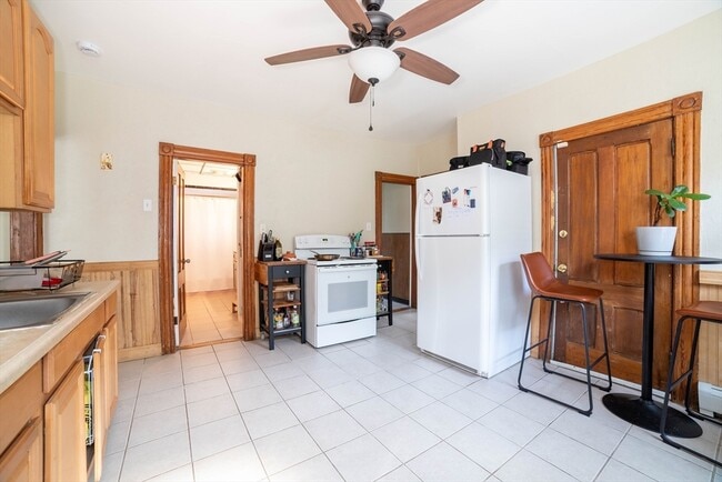 Building Photo - 74 Green Hill Pkwy