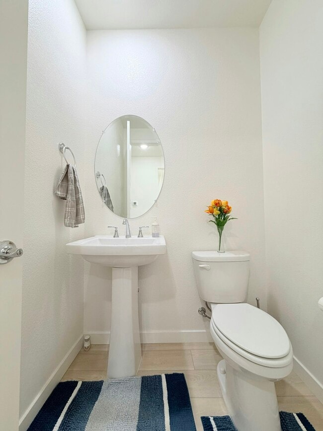 Building Photo - 5396 High Vly Ln