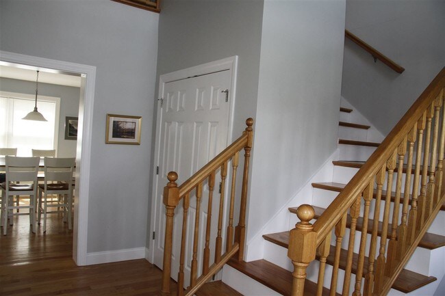 Building Photo - 20 Browns Ct