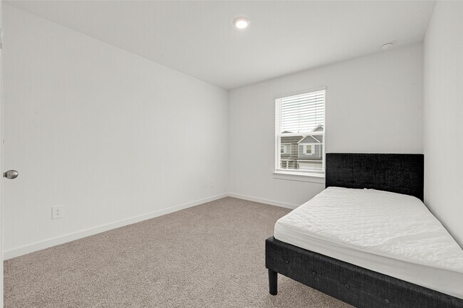 Building Photo - 2930 Needham Gdn Ln