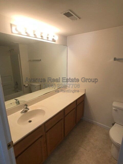 Building Photo - 11300 Spring Creek Ln