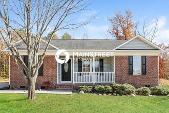 Building Photo - 3 Bedroom Pet-Friendly Home in Thomasville, NC with Main Street Renewal