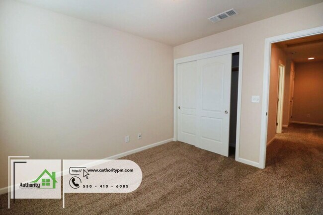 Building Photo - 573 Mission De Oro Dr