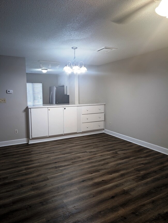 Building Photo - 3503 Christopher Dr NW