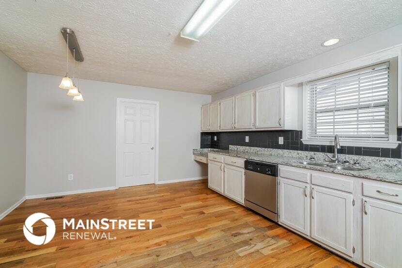 Building Photo - 1206 Evergreen Way