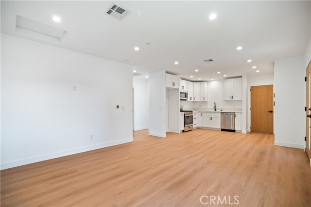 Building Photo - 6935 Jellico Ave