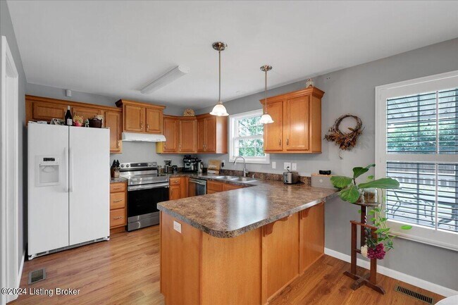 Building Photo - 2014 Cherrywood Dr