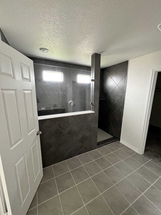 Building Photo - 3503 Andromeda Way