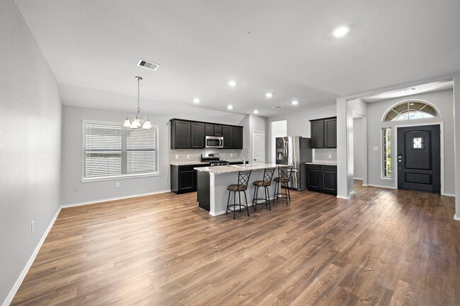 Building Photo - 446 Ridgewood Terrace Dr