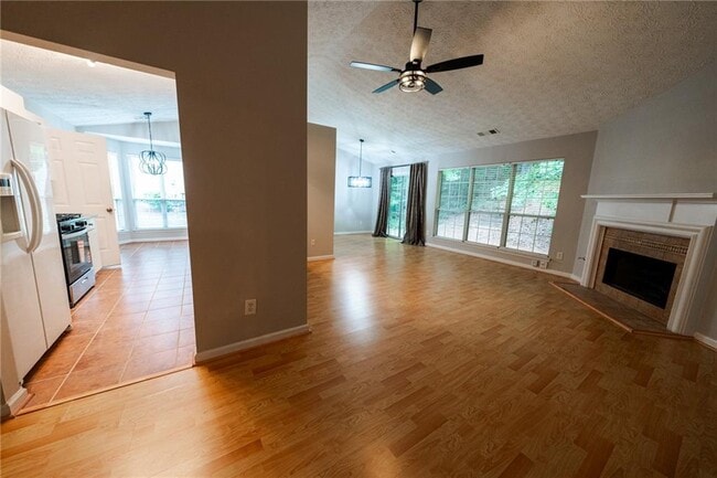 Building Photo - 3820 Oak Park Dr