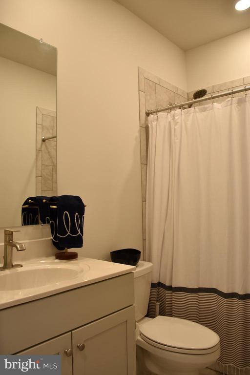 Building Photo - 32611 Deep Sound Dr