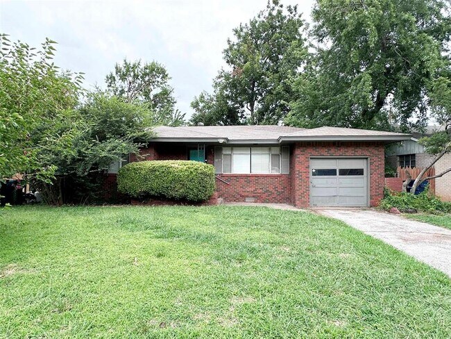 Building Photo - 4307 N Indiana Ave