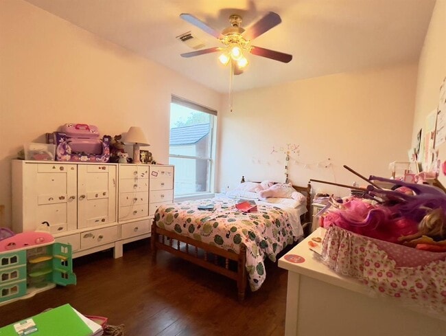 Building Photo - 6302 Richland Hills Dr