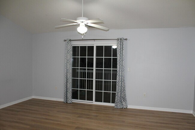 Building Photo - 7774 Essex Gate Dr