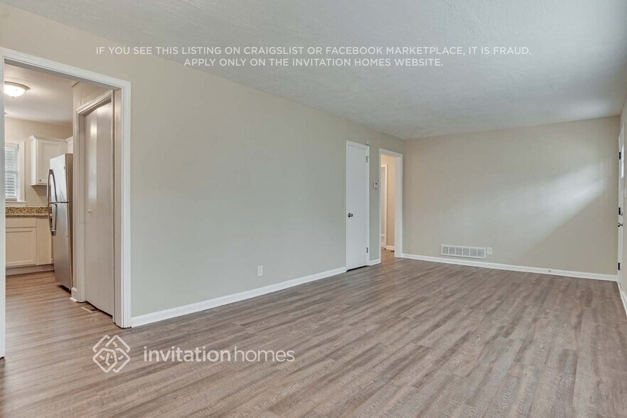 Building Photo - 2500 Brentwood Rd