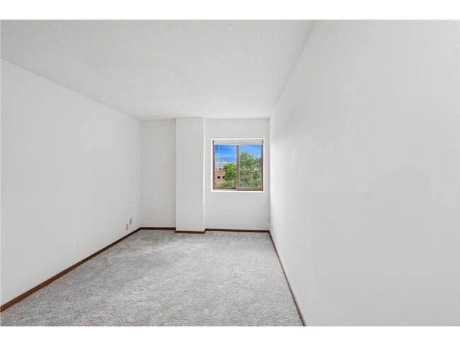 Building Photo - AVAILABLE NOW - Gorgeous 2 BR, 2 BA Condo,...