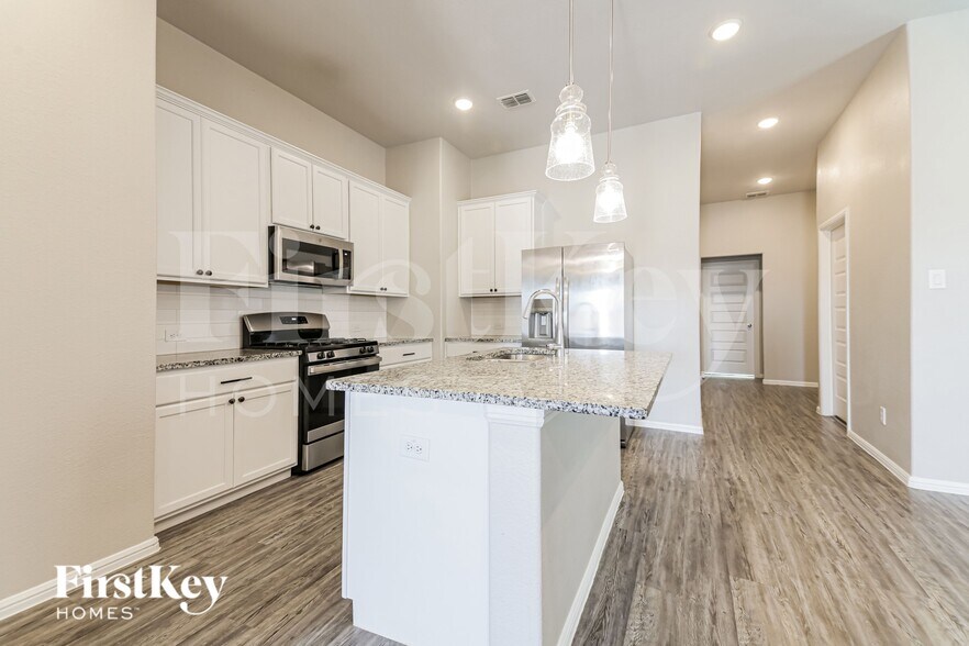 Building Photo - 3361 Duncan Way