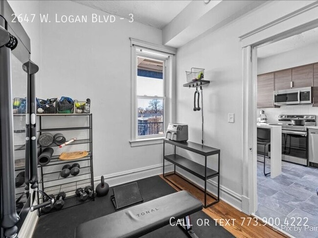 Building Photo - 2647 W Logan Blvd