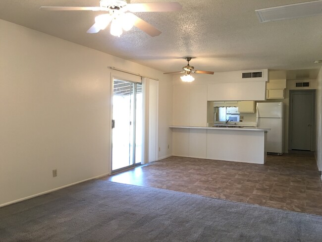 Building Photo - LANDSCAPING INCLUDED Tempe 3 Bed/ 1.75 Bath