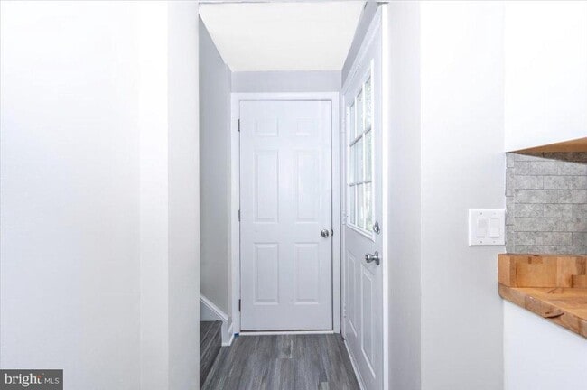 Building Photo - 12284 Bandera Ln