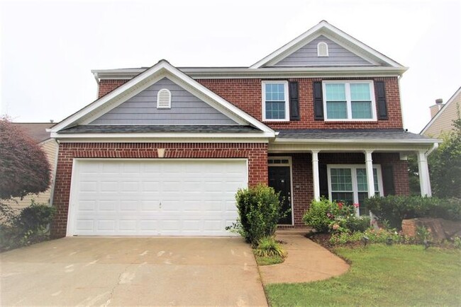 Building Photo - Beautiful brick front home!