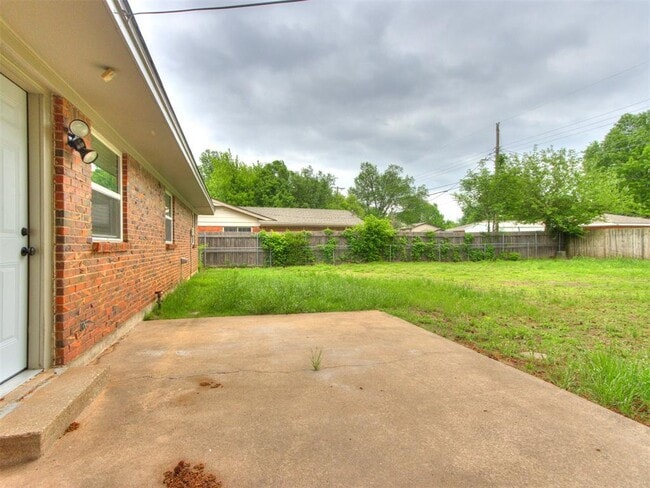 Building Photo - 1612 Cherry Stone St