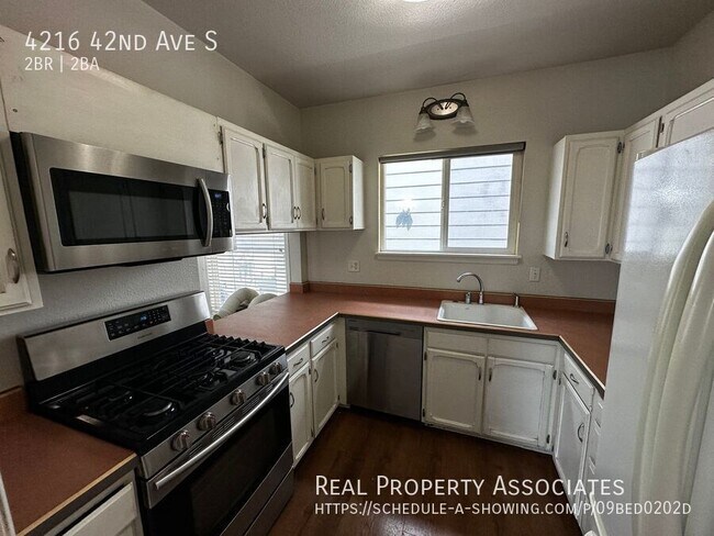 Building Photo - 4216 42nd Ave S