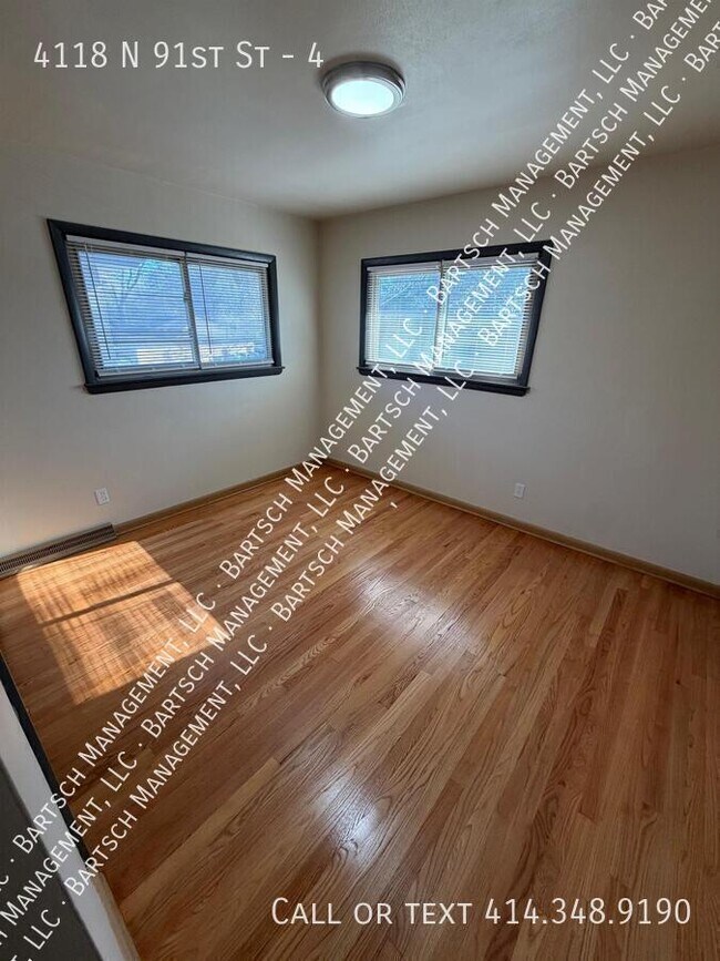 Building Photo - 4118 N 91st St