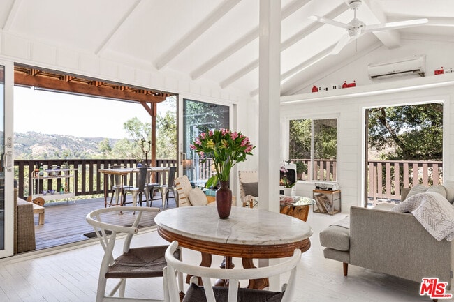 Building Photo - 1553 Penny Rd