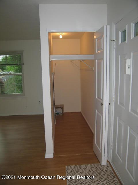 Building Photo - 90 Quince Ct