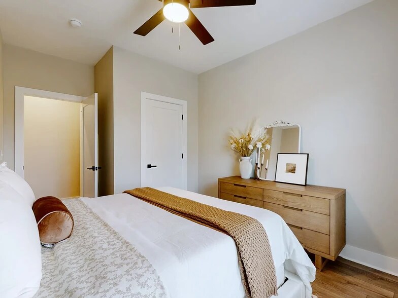 Building Photo - 206 Charlotte Everly Cir